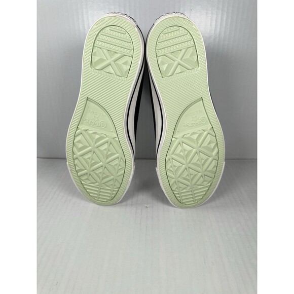 Size 8 Converse Women Sneaker Black Hi Rose Embroidered Jellyfish Jitter A13657C - Picture 8 of 9